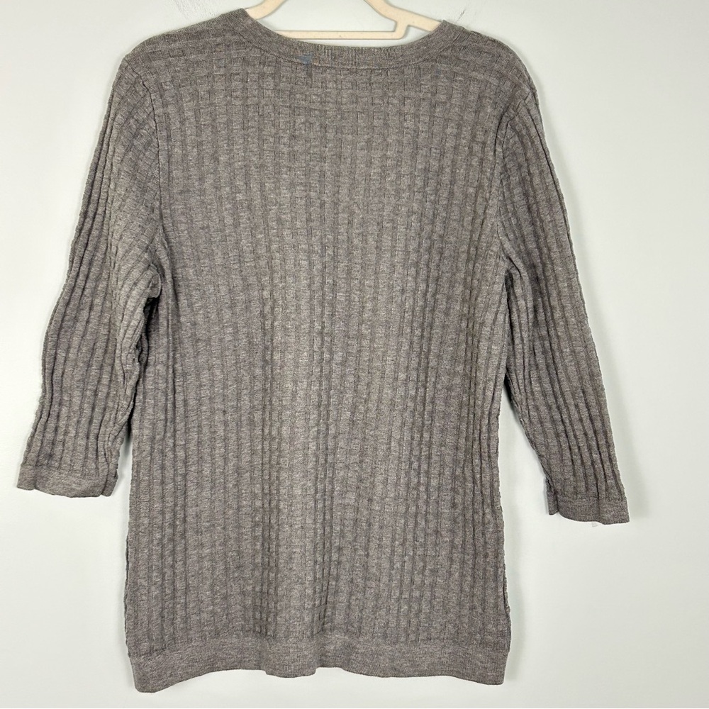 Lands’ End Textured Basketweave Gray 3/4 Sleeve Sweater - Picture 3 of 7